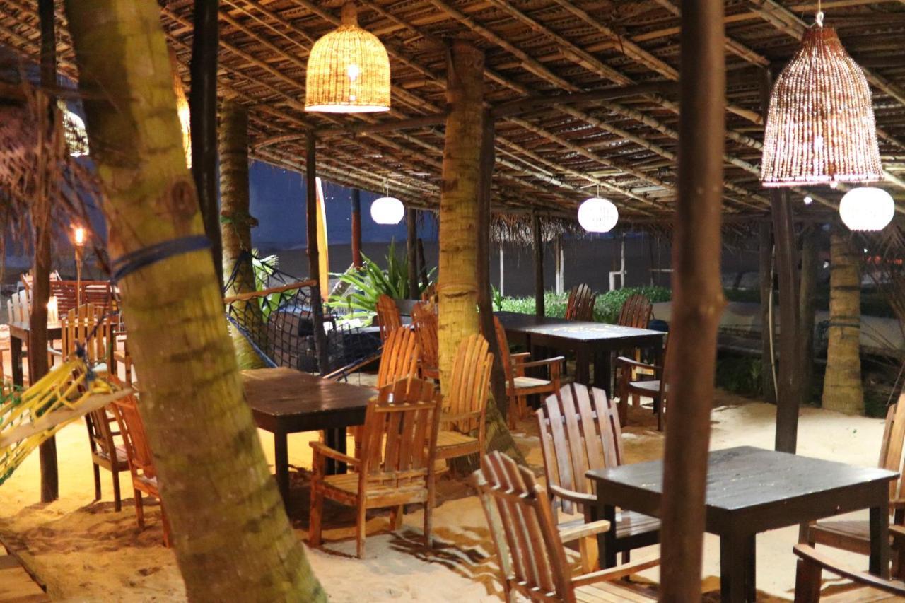 Long Beach Guest House Хиккадува Экстерьер фото