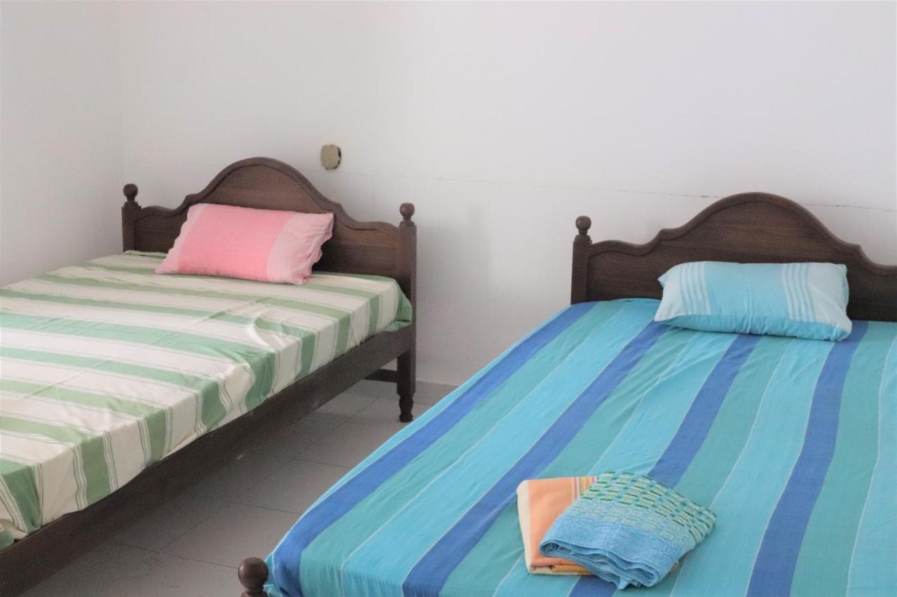 Long Beach Guest House Хиккадува Экстерьер фото